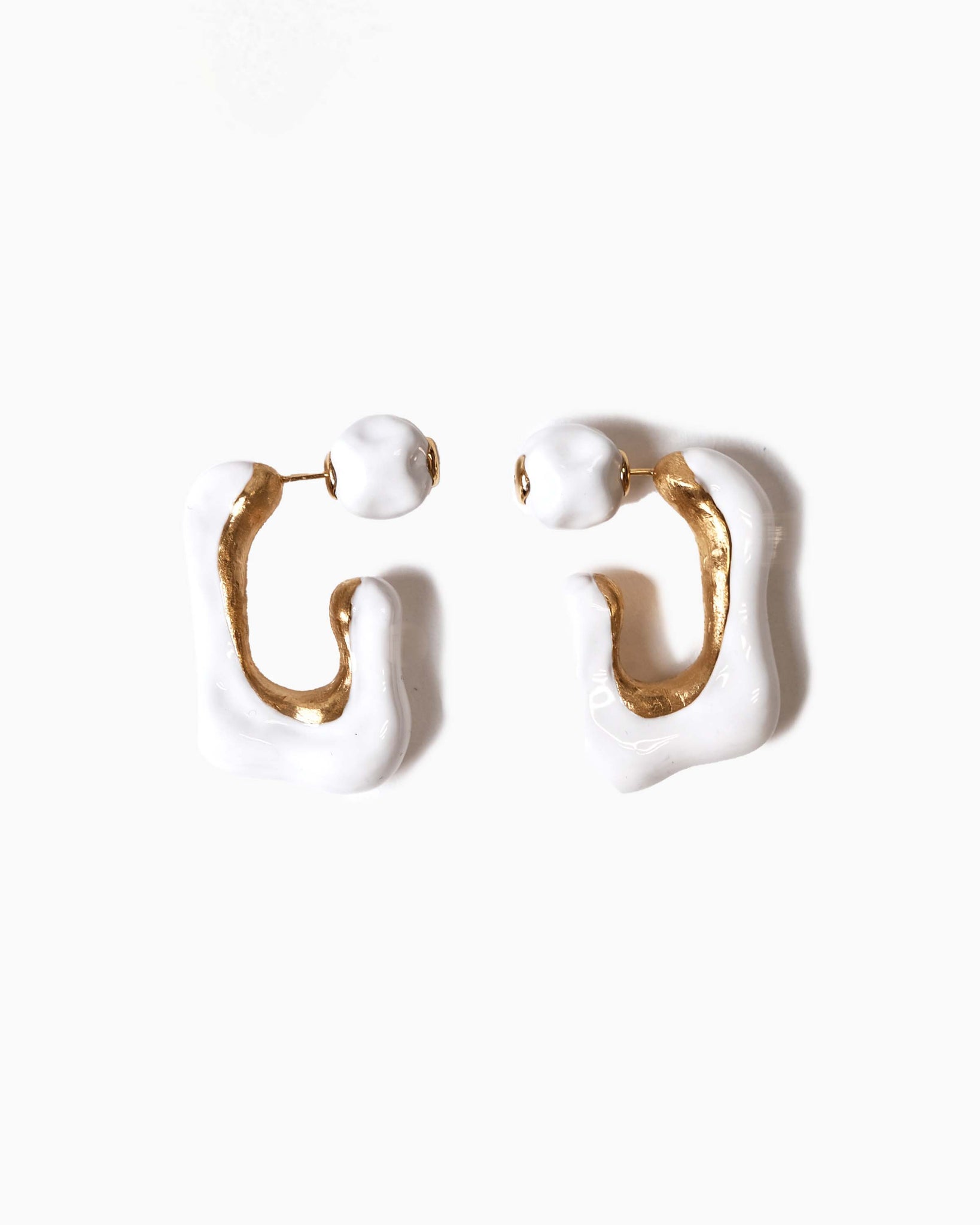 Lava White Earring Two-way