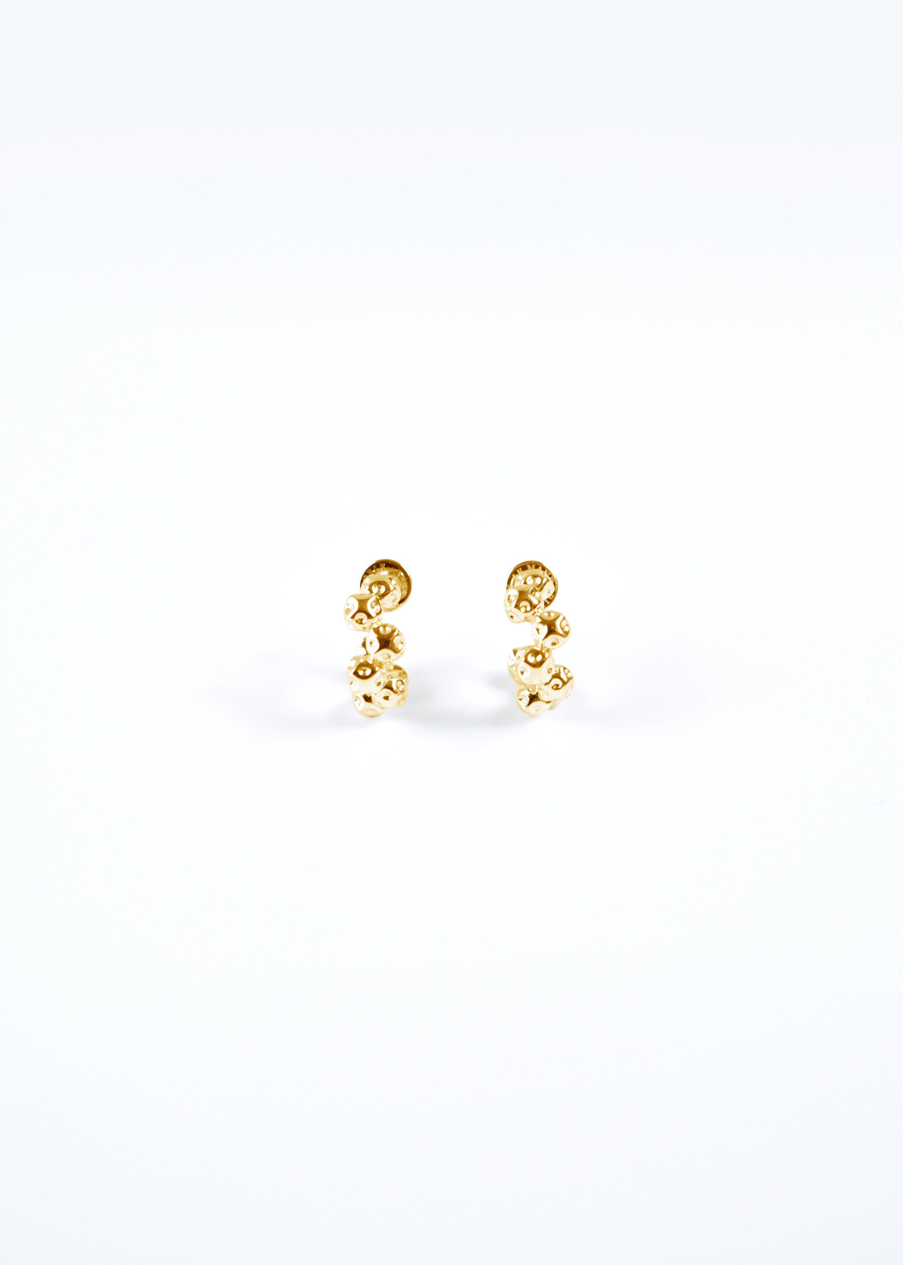 Single Row Box Hoop Earring - Mini Huggies