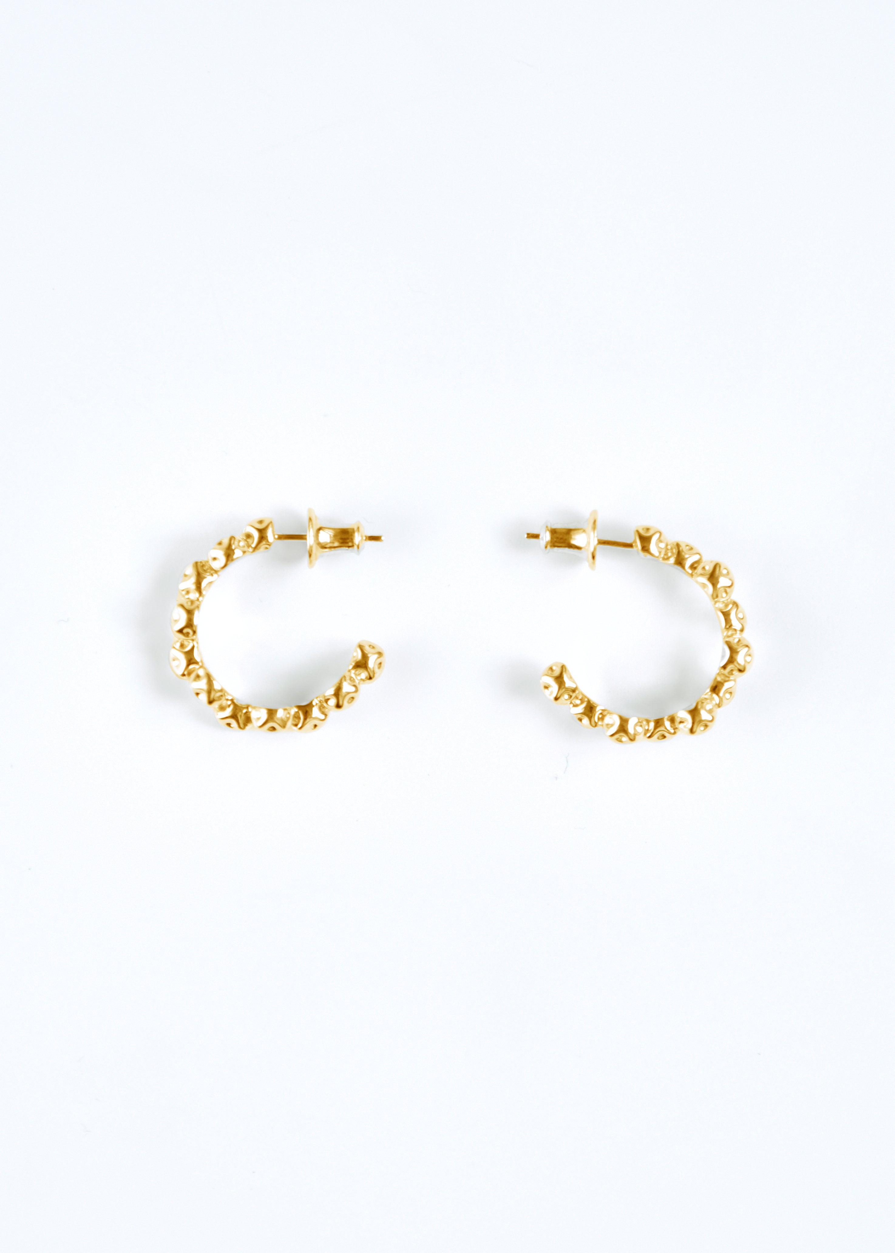 Single Row Box Hoop Earring - Medium