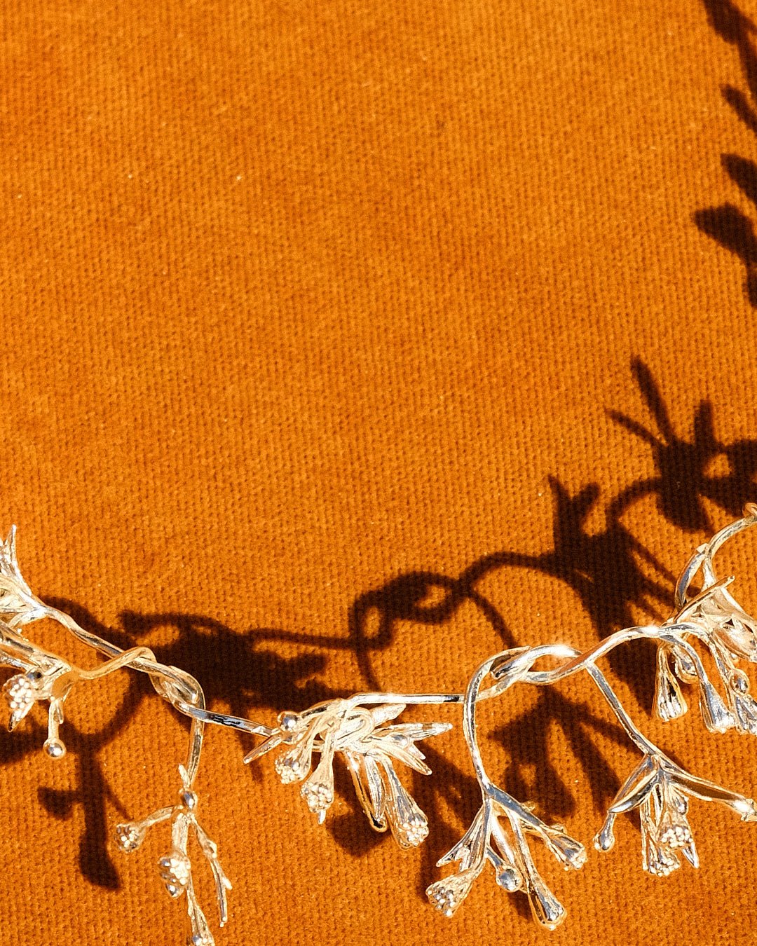Bloom Choker - LE MANDORLE