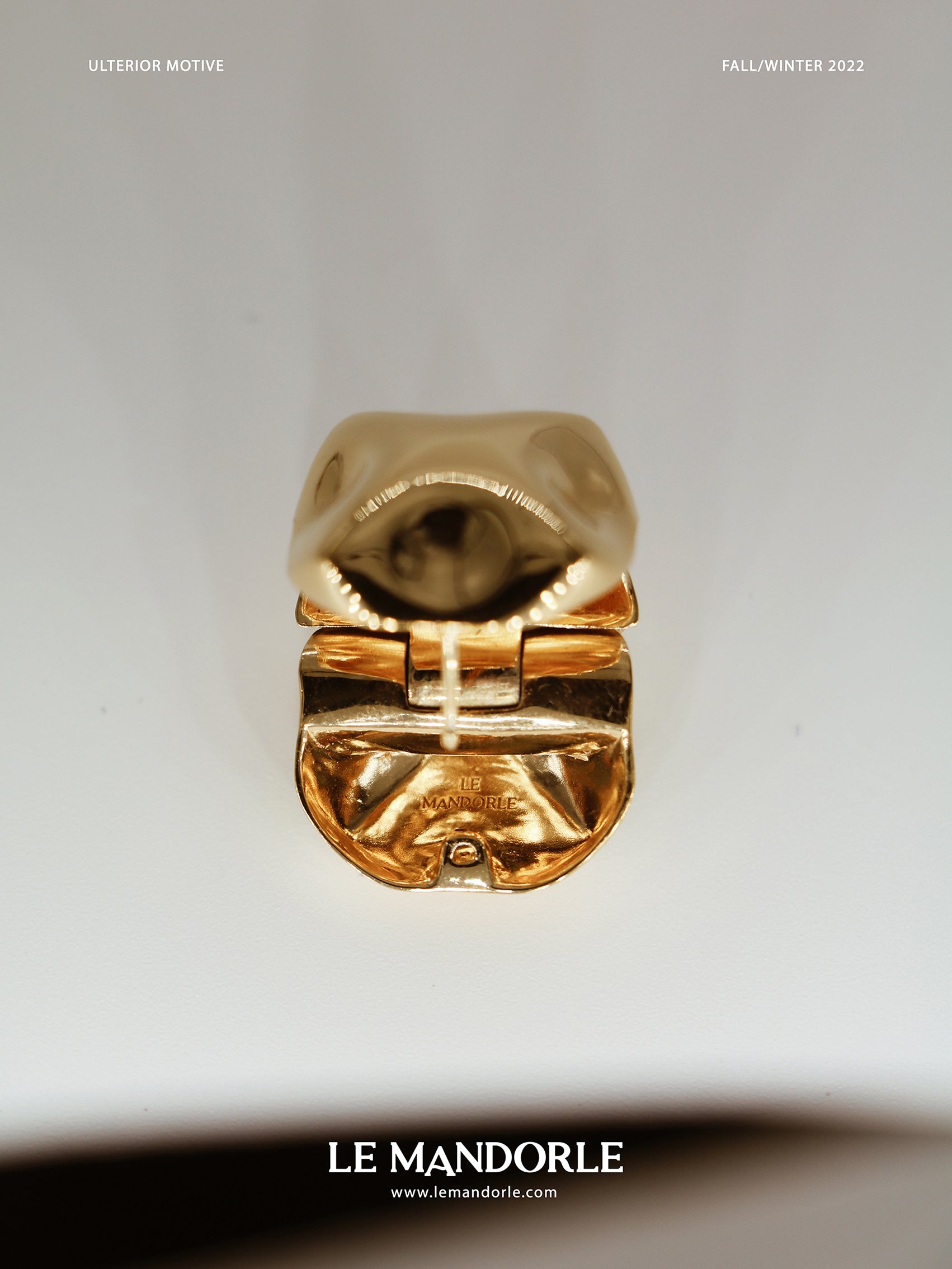 Box Earring - LE MANDORLE