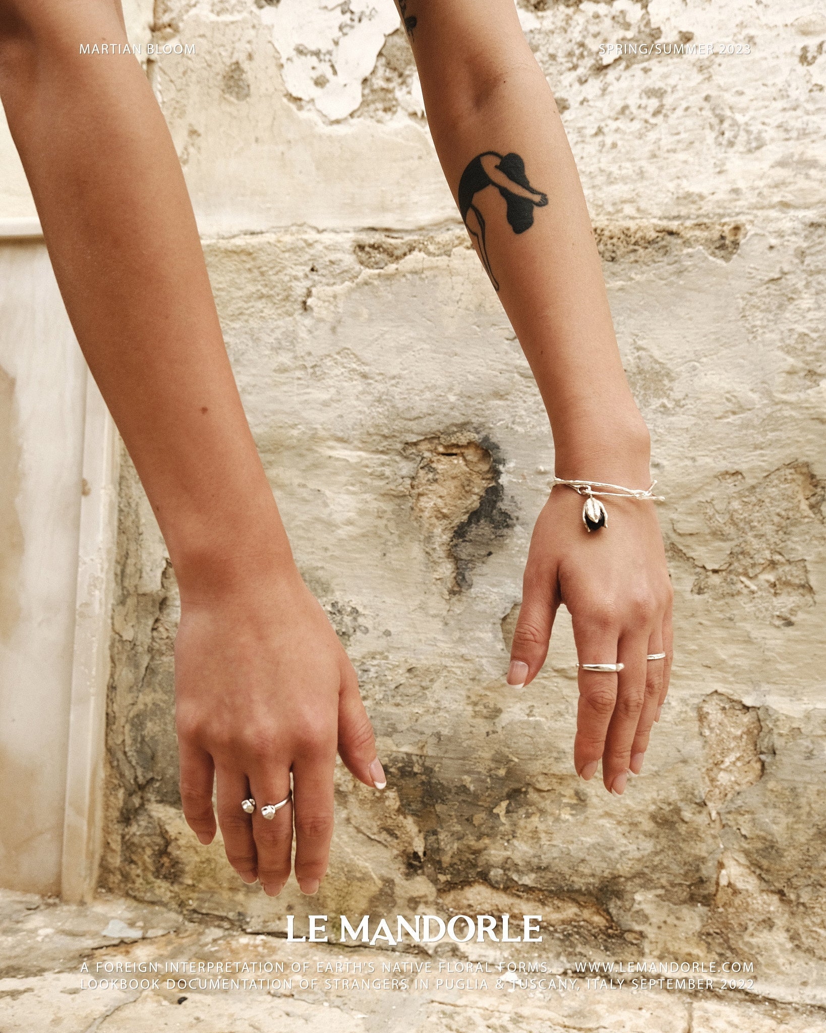 Box Smiley Ring - LE MANDORLE